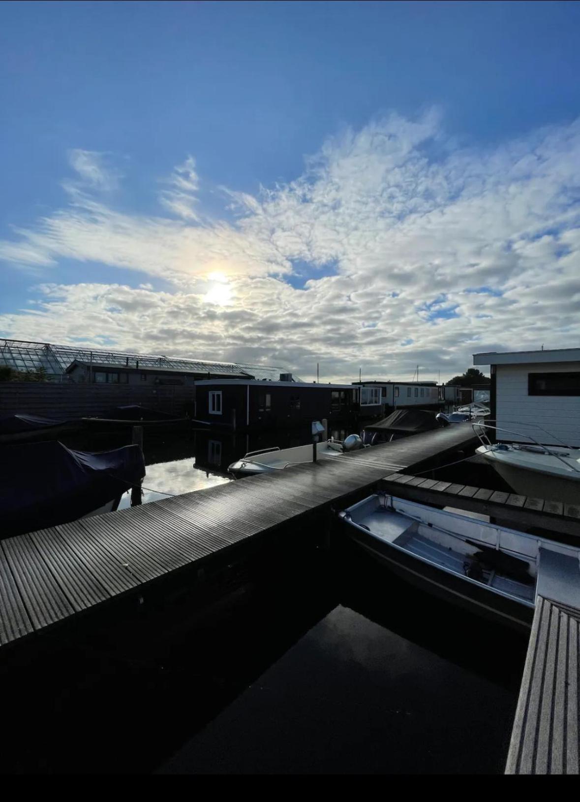 Amsterdam Boathouse Apartment Алсмер Екстериор снимка